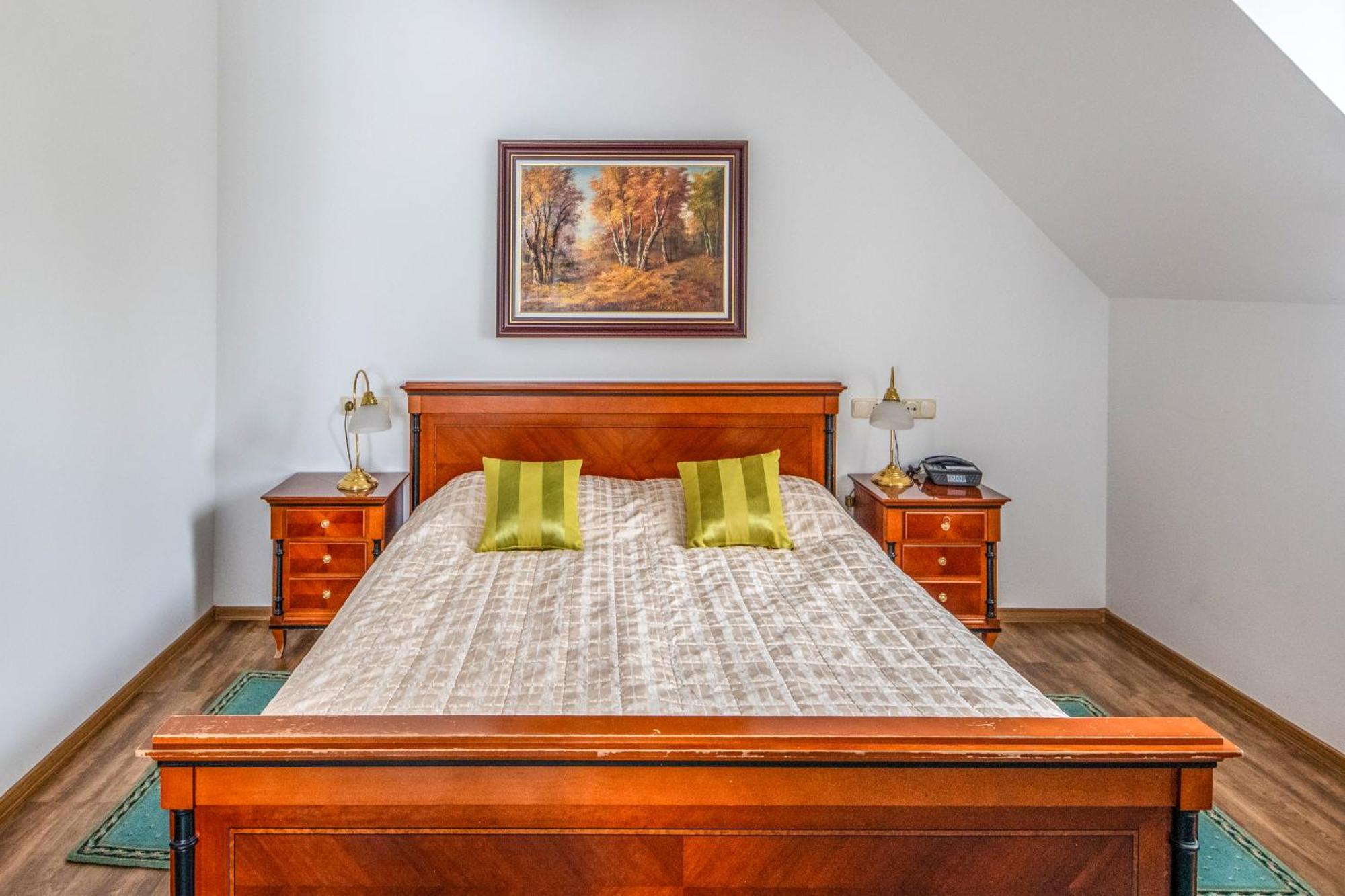 Szarvaskut Hotel Зірц Екстер'єр фото