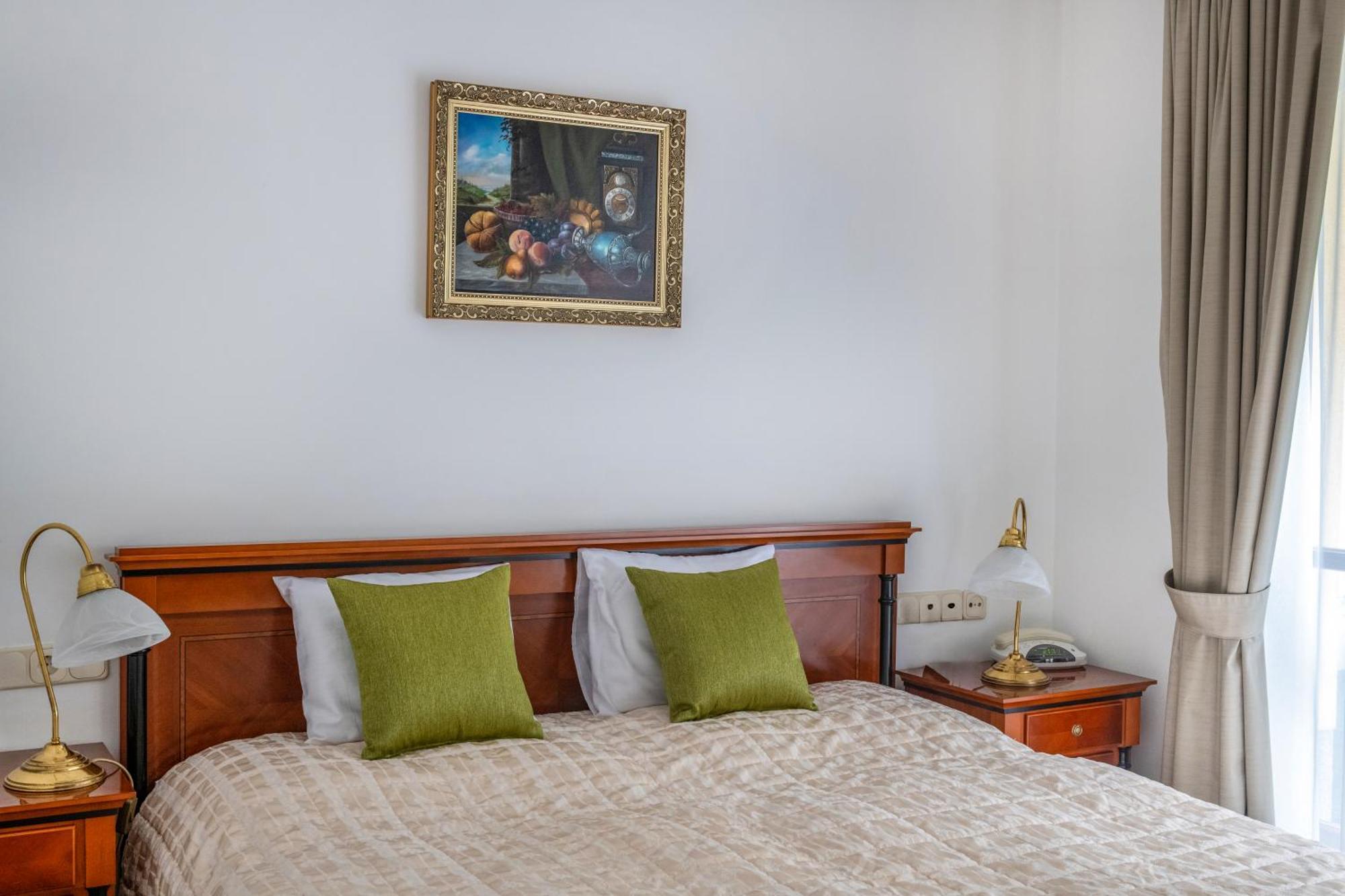 Szarvaskut Hotel Зірц Екстер'єр фото
