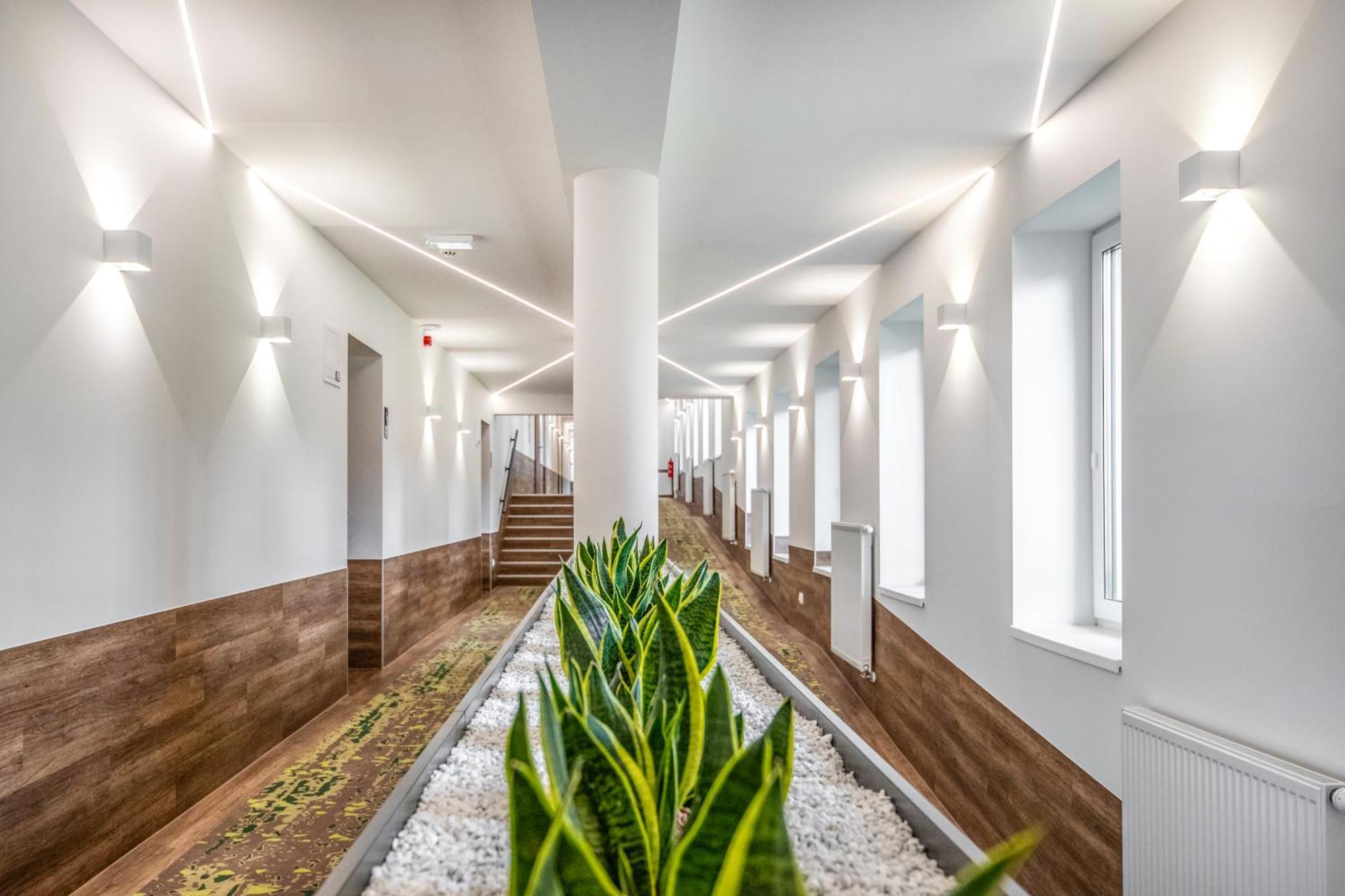 Szarvaskut Hotel Зірц Екстер'єр фото