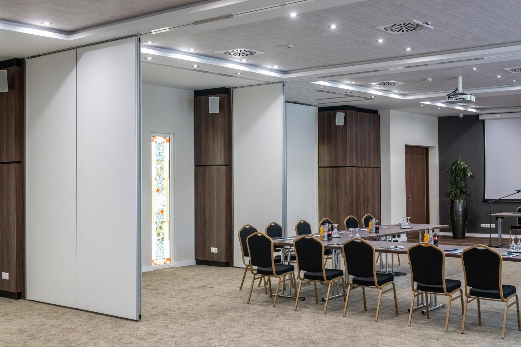 Szarvaskut Hotel Зірц Екстер'єр фото