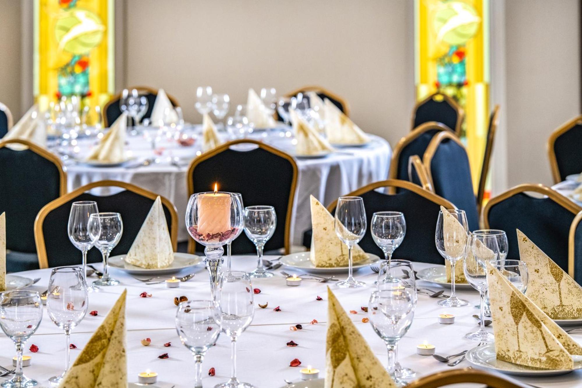 Szarvaskut Hotel Зірц Екстер'єр фото