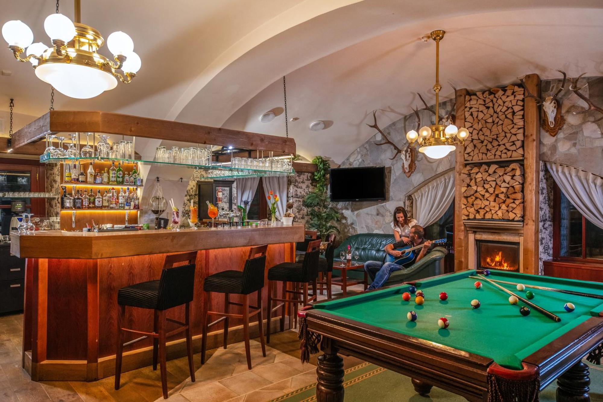 Szarvaskut Hotel Зірц Екстер'єр фото