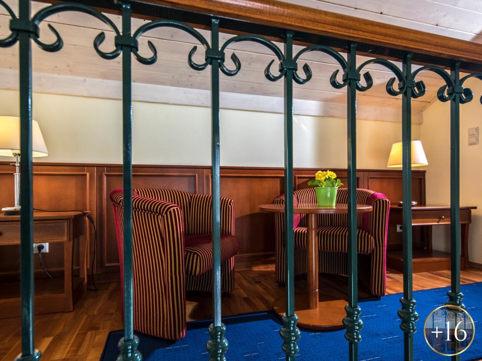 Szarvaskut Hotel Зірц Екстер'єр фото